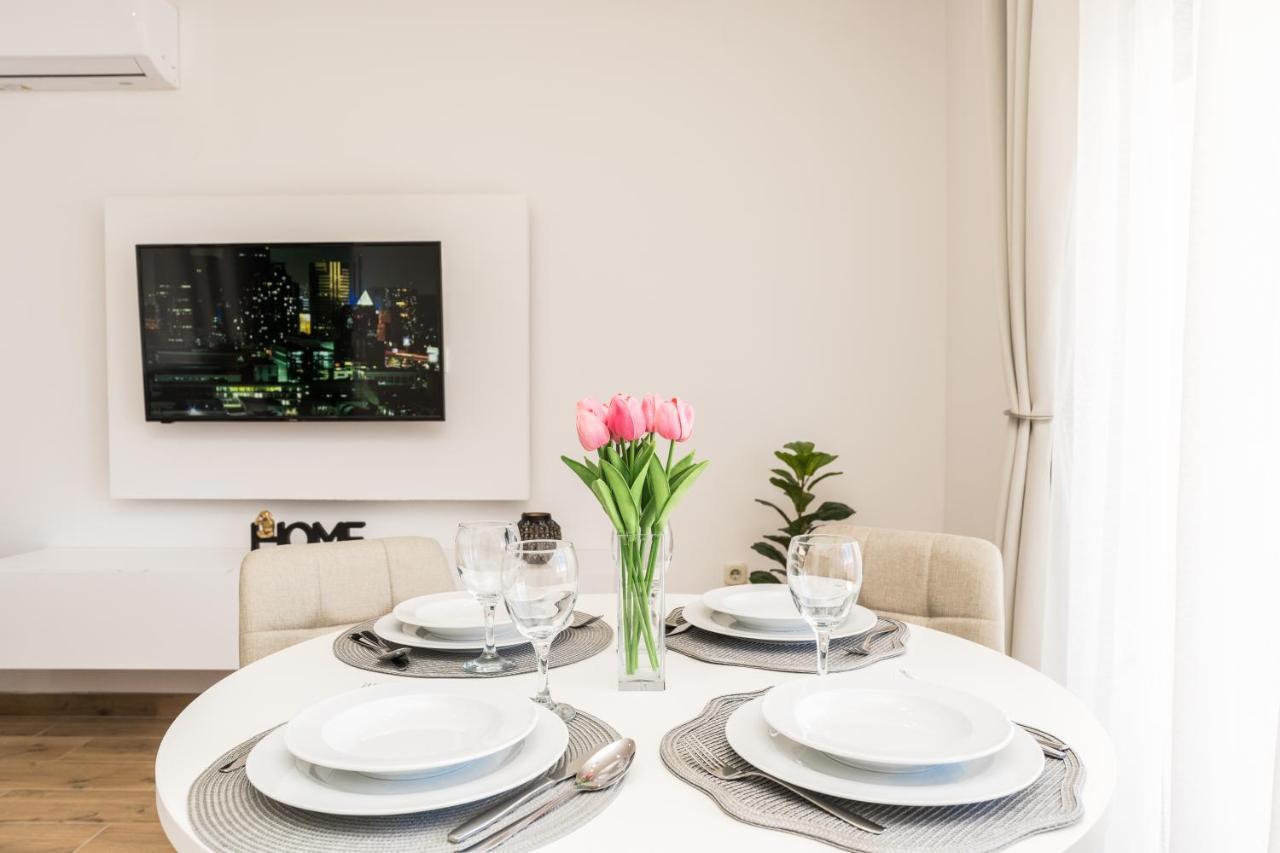 Apartmani Tomeri Стариград-Паклениця Екстер'єр фото