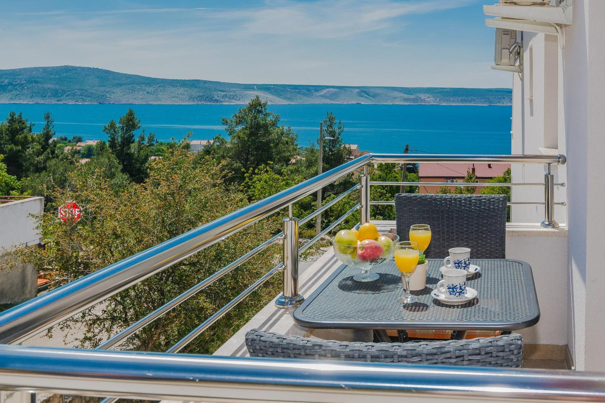 Apartmani Tomeri Стариград-Паклениця Екстер'єр фото